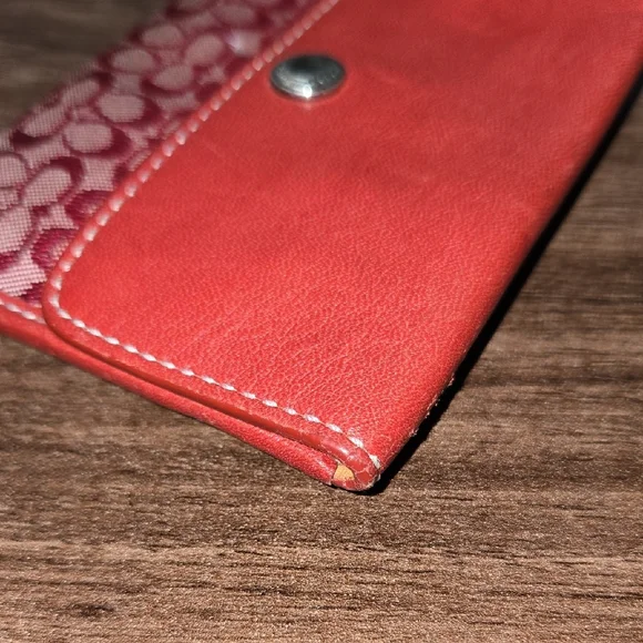 Coach Red Wallet with Signature Design - Picture 12 of 13